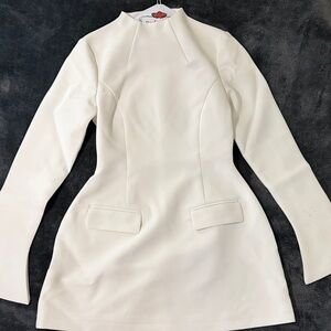 Chic Long Sleeve White Dress